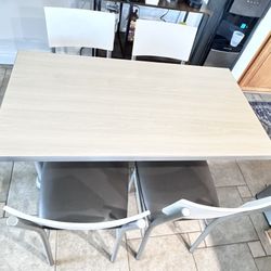 Restaurant Dining Table 