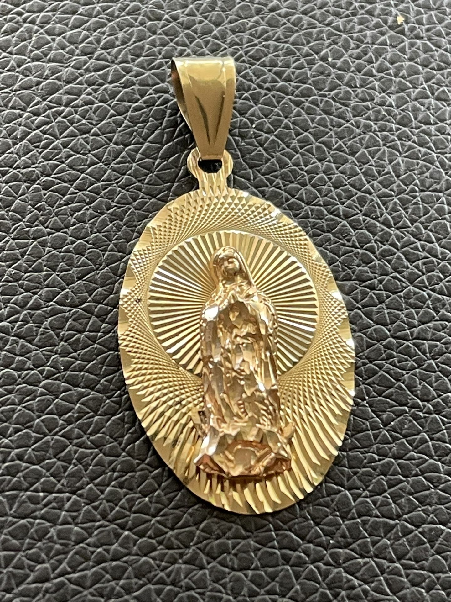 GOLD PENDANT VIRGEN GUADALUPE 14K ORO DIJE SOLIDO 14K SOLID PURO