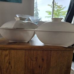 Dish Racks, Wine Glasses,serving Bowls With Lids Only$20