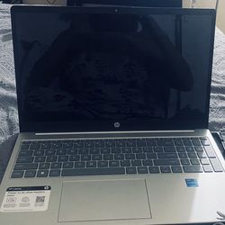 HP LAPTOP 15”  16 GB