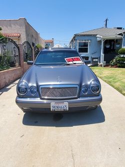 1998  Mercedes Benz E430 Really Low Mileage Clean Title 