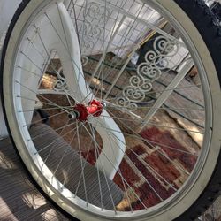 1 Rime Front 26inch Beach Cruiser Very Good Tires And Tubes 