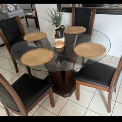 Round Glass Dining Table Set (4 Chairs)