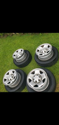Toyota Tacoma rims and tires