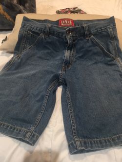 Mens Levis shorts size 33