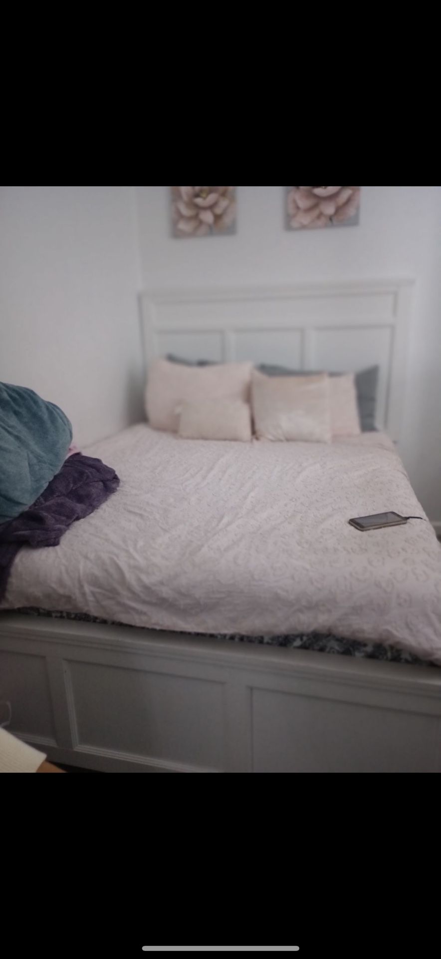 Queen Bed