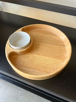 Good serving tray with ceramic side dish