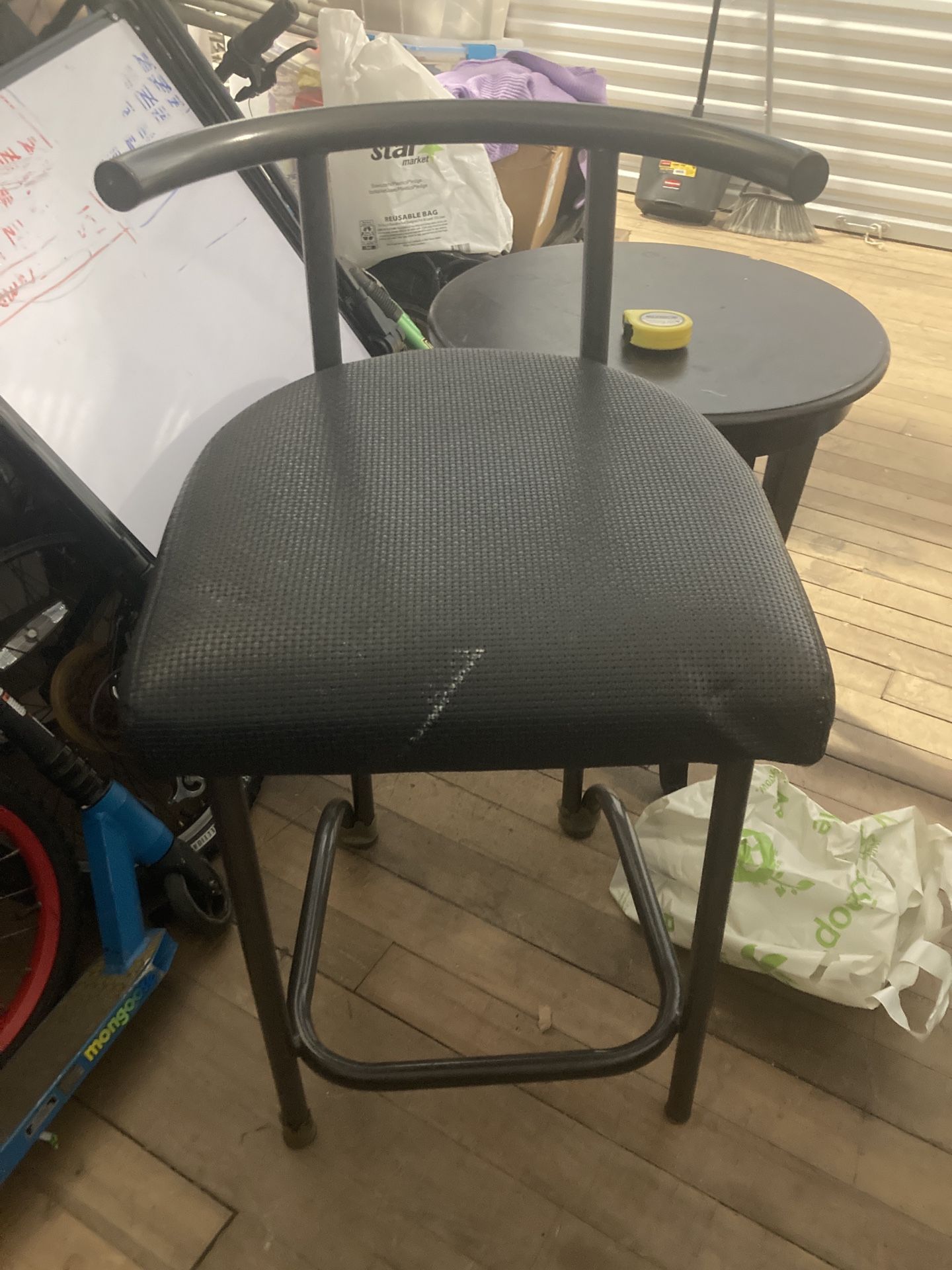 Single Stool