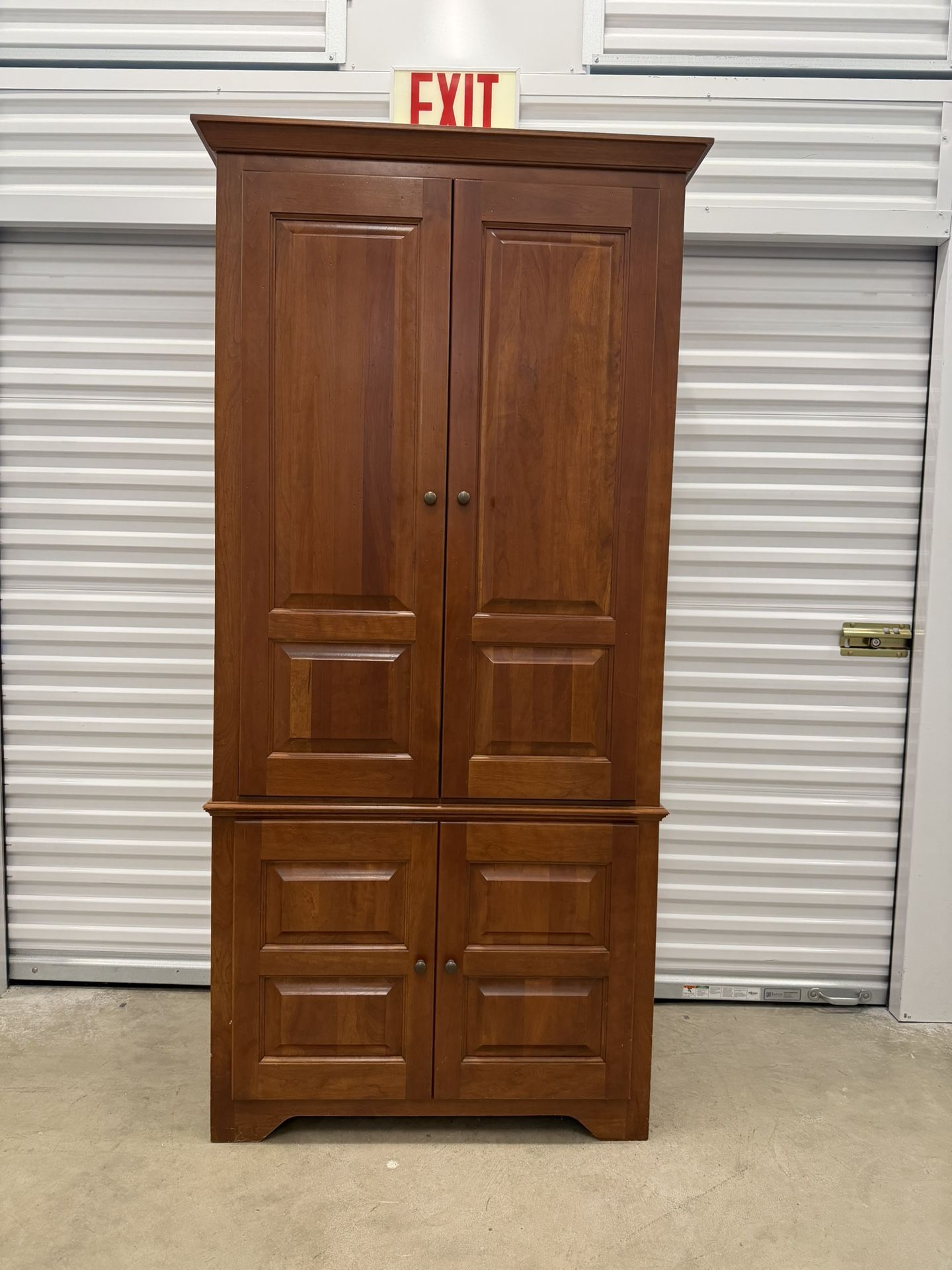 Armoire Wardrobe