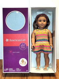 American Girl 18" Doll Lea Clark 2016 Girl Of The Year with Box!