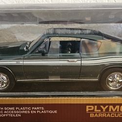 1969 Plymouth Barracuda Dark Green 1:18 Diecast Car New in Box Road Legends