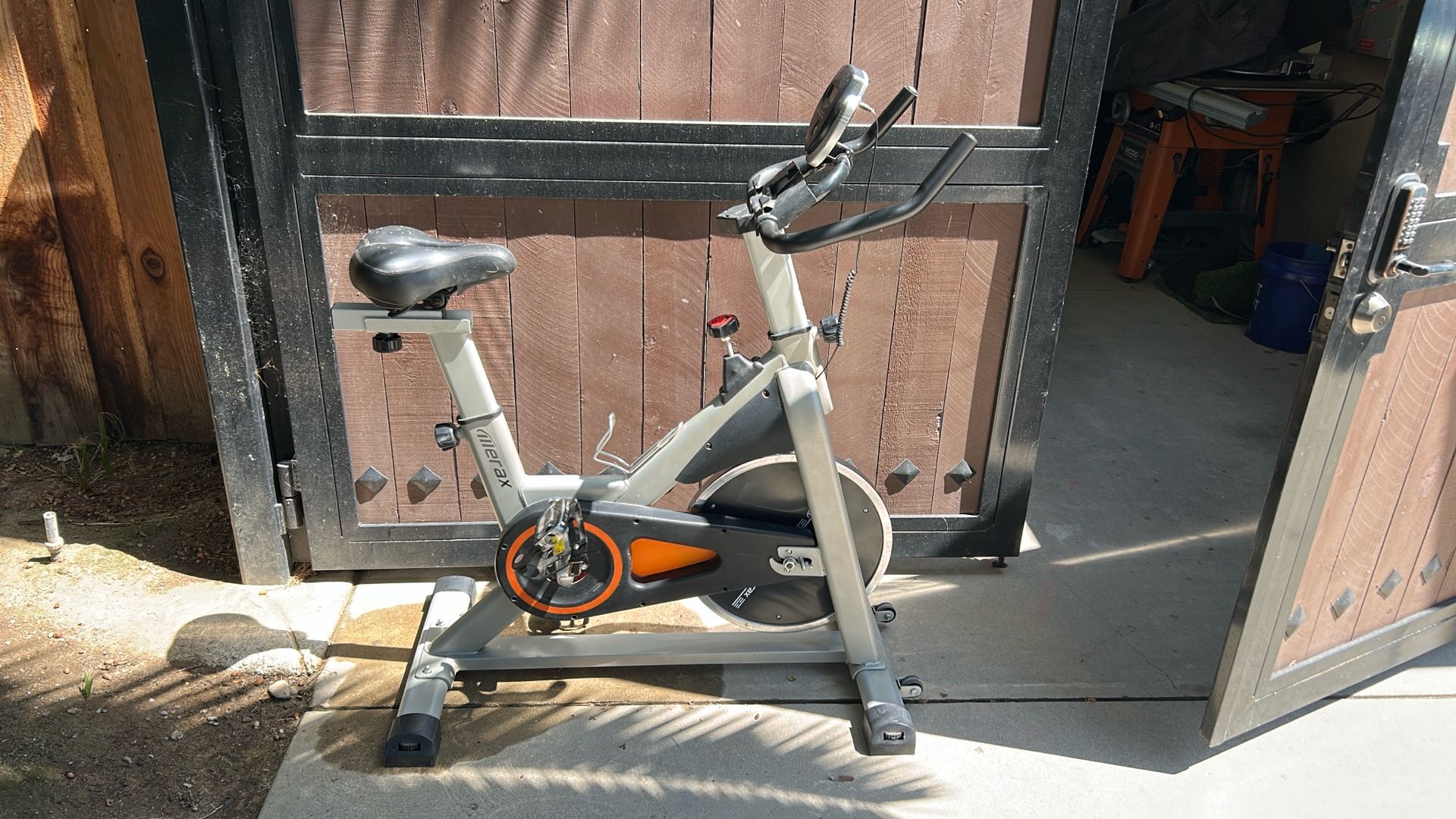 Stationary Bike