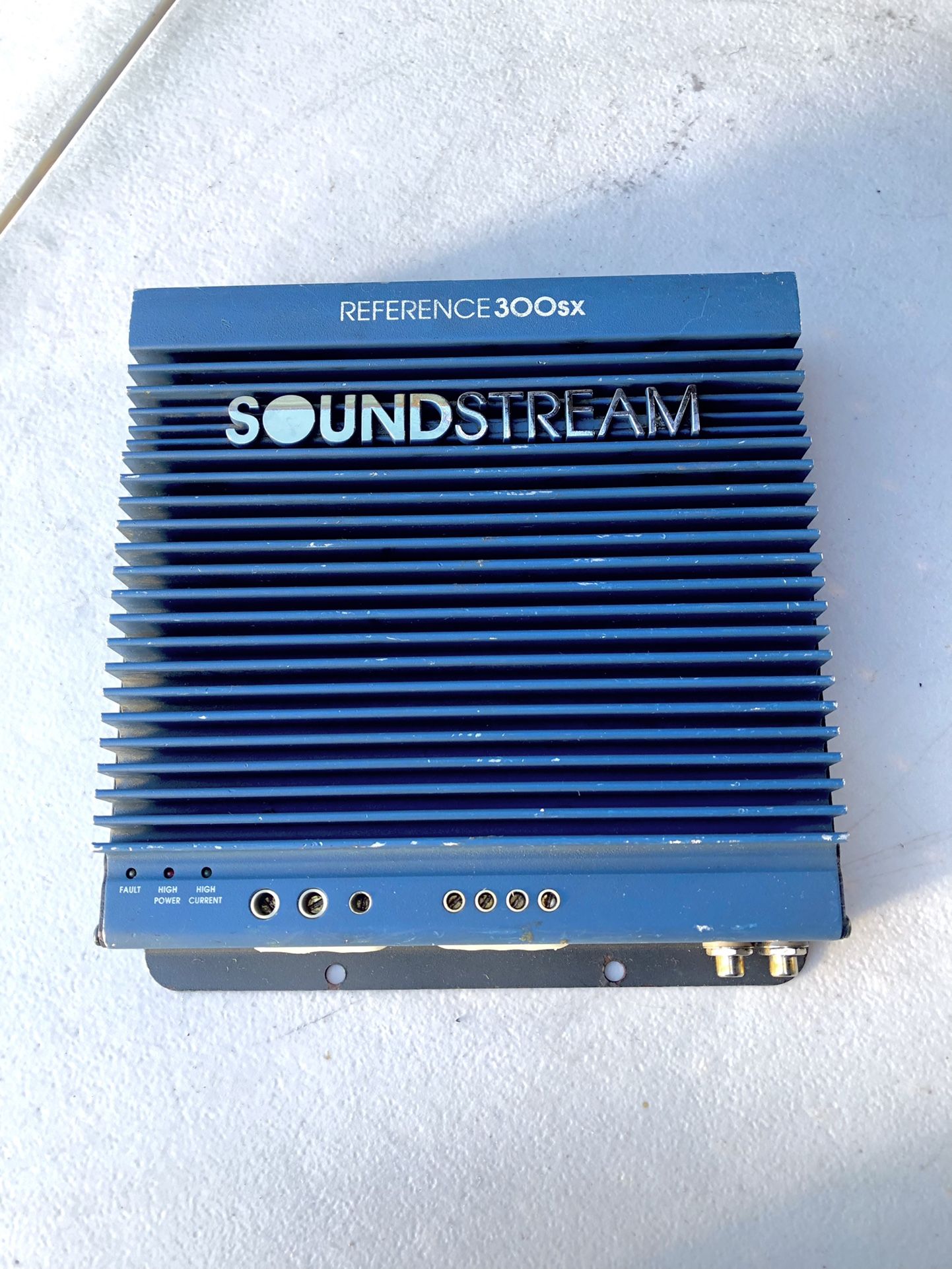 OLD SCHOOL SOUNDSTREAM REFERENCE 300sx