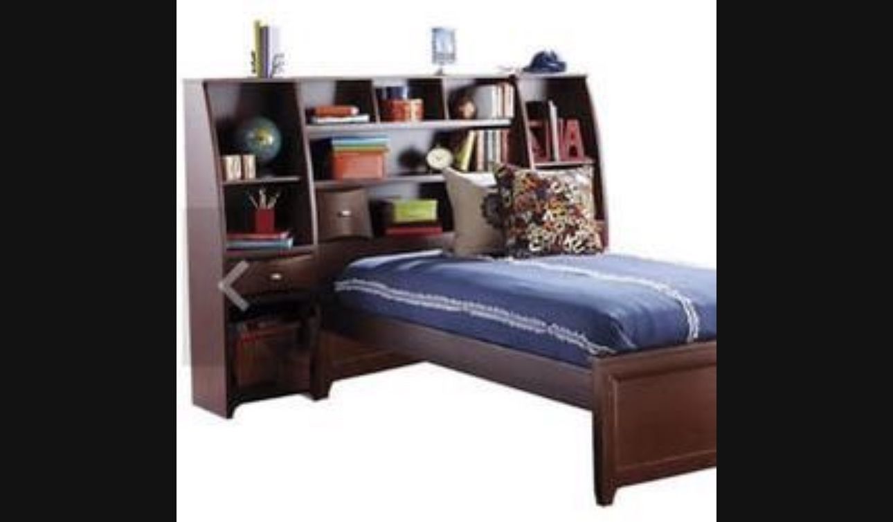 Headboard With Built-in Shelving and Storage