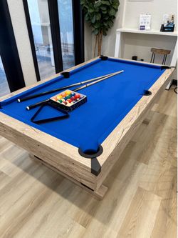Pool table