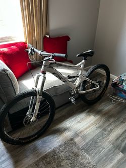 GT mountain bike