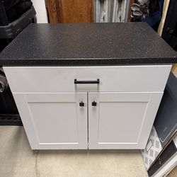 Cabinet: Kitchen, Garage, Storage Etc
