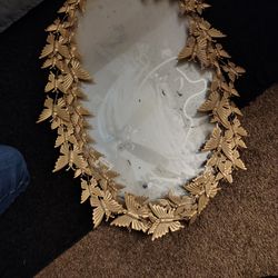 Oval 3D Round Framed Gold Butterfly Wall Mirror