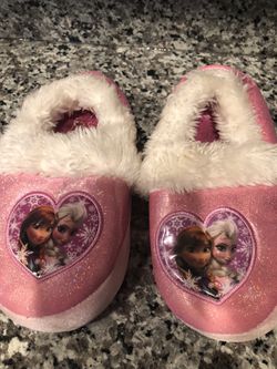 Disney frozen Elsa Anna slippers pink 11 / 12