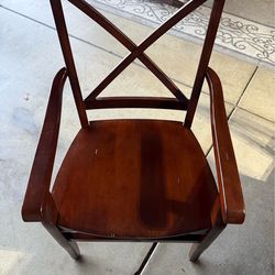 Dinning table 6 chairs . Asking 500 cash. Solid wood