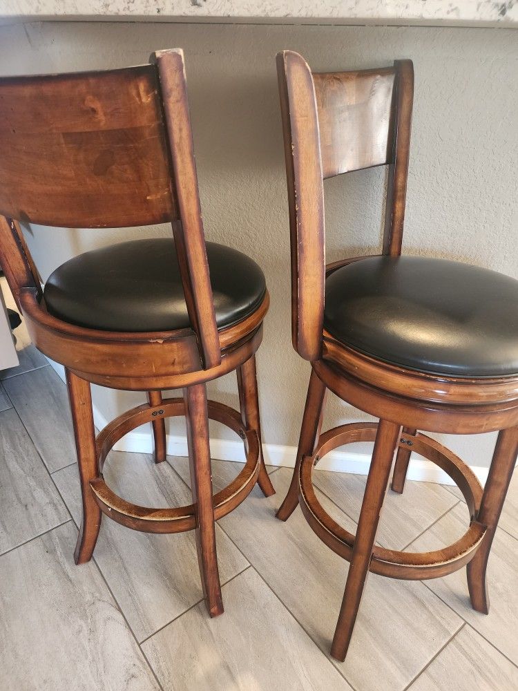 Swivel Bar Stools