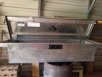 Big tool box for a Big truck