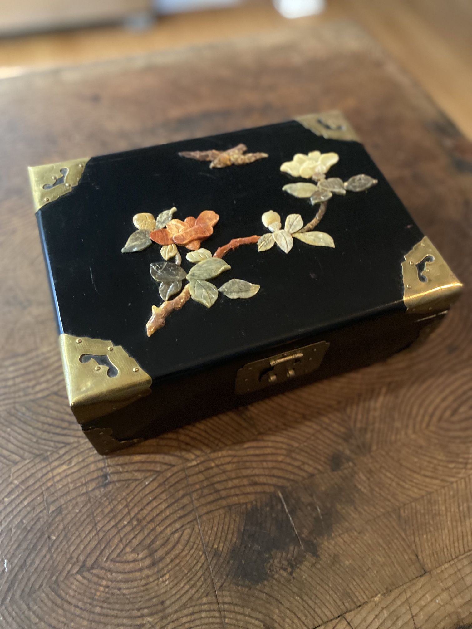 Vintage Jewelry Box 