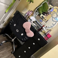Hello Kitty Vanity