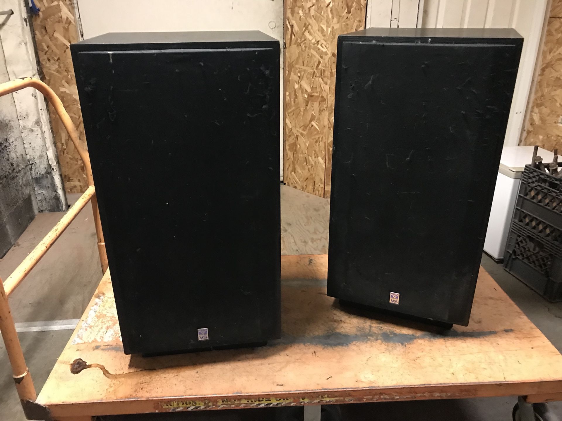 Cerwin Vega speakers VS 150