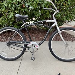 1990’s Schwinn Typhoon Cruiser with bike dog leash