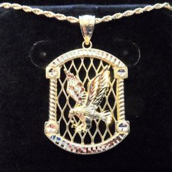 NEW 10K GOLD EAGLE PENDANT WITH CHAIN