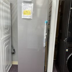 Freezer, Brand New Samsung 11 Cb Ft Convertible 