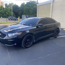 2016 Ford Taurus