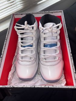 Jordan 11’s size 7