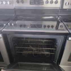 Whirlpool And Frigidaire Glasstop Stove 