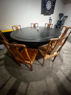 Round table