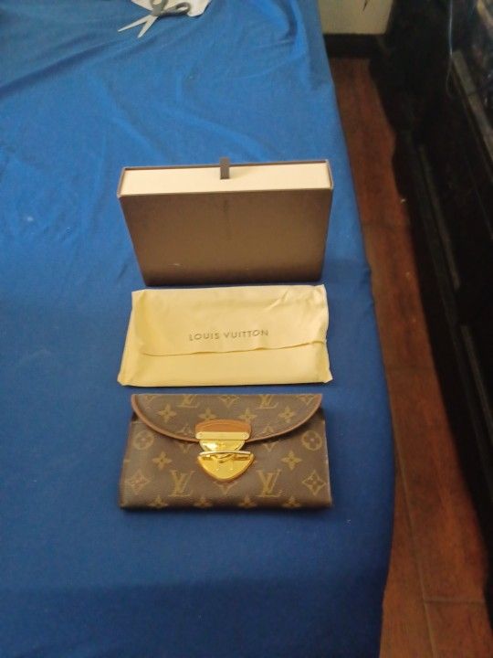 Louis Vuitton Wallet