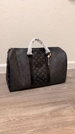 LV Duffel - SALE 🚨