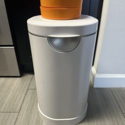 Diaper Pail 