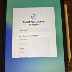 Apple iPad Air (5th Gen) A2588, 256GB, 10.9in, Blue