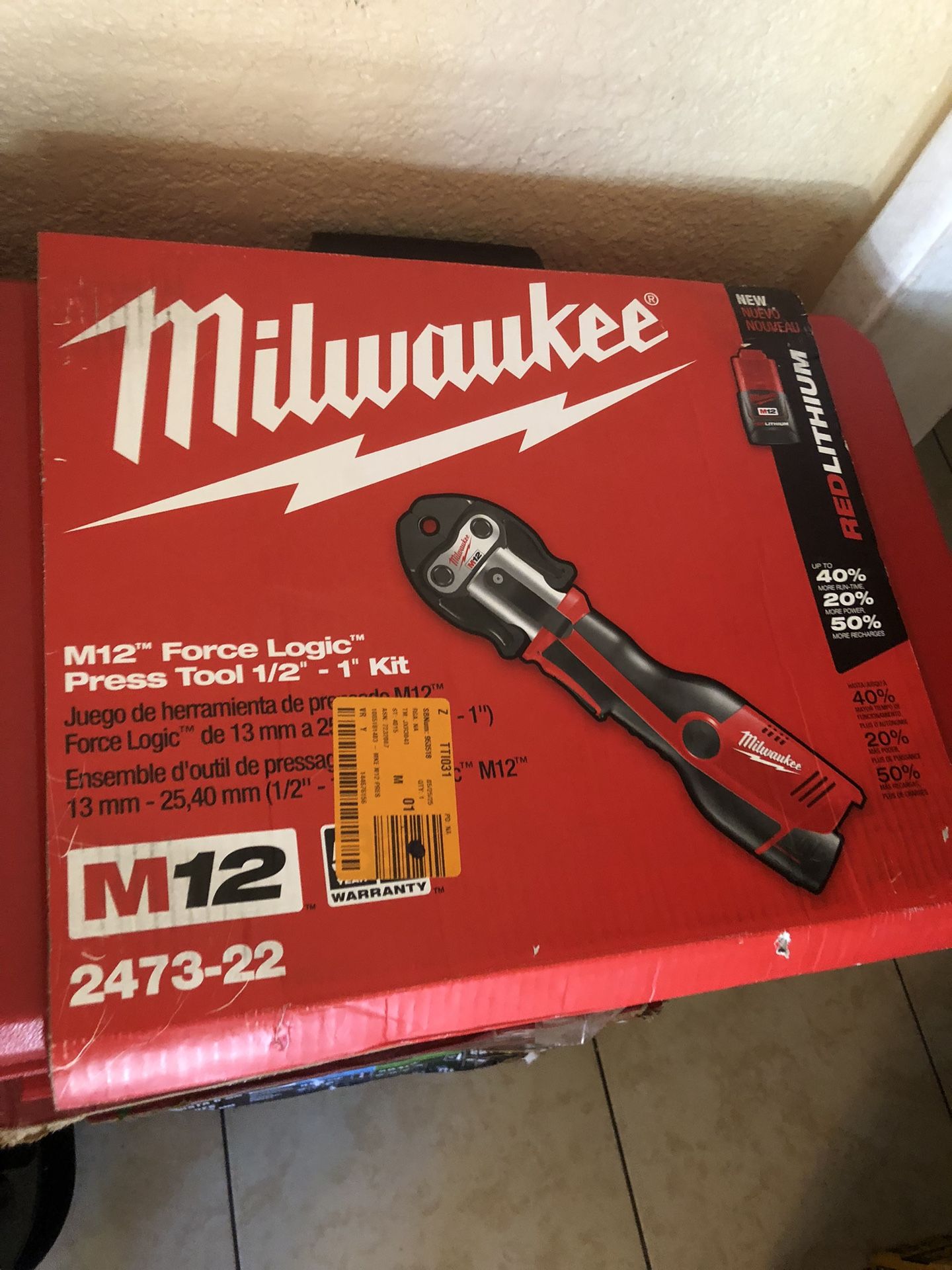 Milwaukee M12 12-Volt Lithium-Ion Force Logic Cordless Press Tool Kit (3 Jaws Included) with Two 1.5 Ah Battery and Hard Case