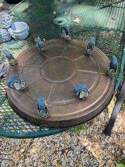 Round Plant Caddy with Caster Wheels