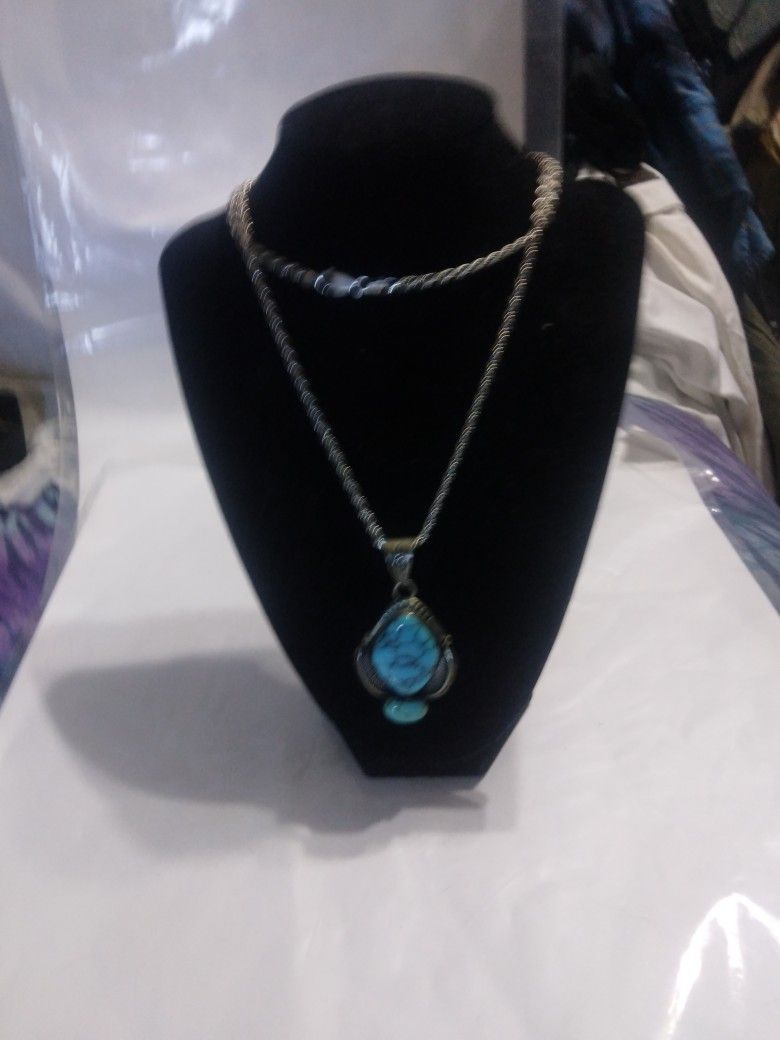 Silver Signed Navajo Pendant Which Turquoise And Chain Use