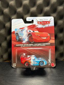 Disney Pixar Cars Transforming Lightning McQueen