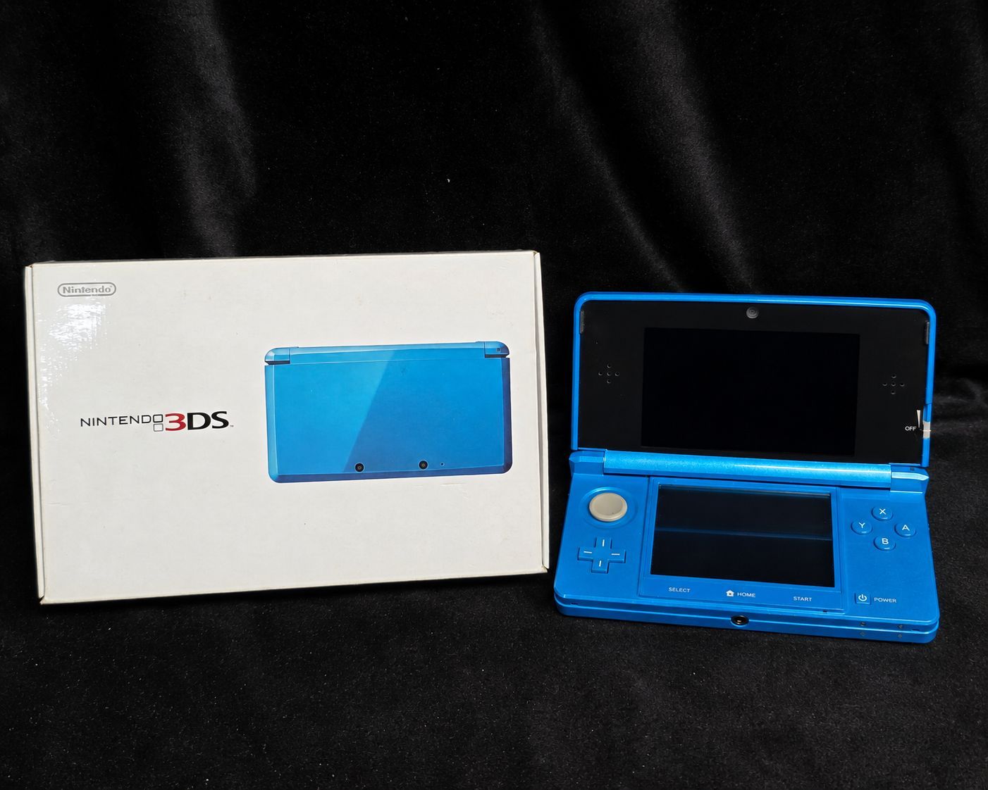 Nintendo 3DS Light Blue Console In Box for Sale in Riverside, CA - OfferUp