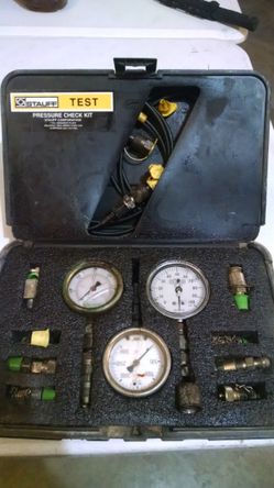 STAUFF PRESSURE TEST KIT FOR HYDRAULIC PUMPS / MOTORS