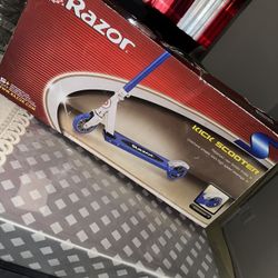 Razor Kick Scooter 