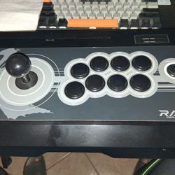 Hori Real Arcade Pro 4