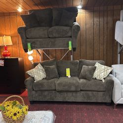2pc Sofa And Love Seat Set