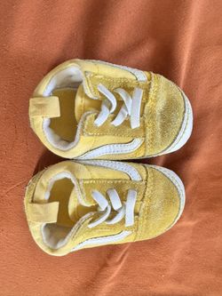 Baby Vans Size 4C